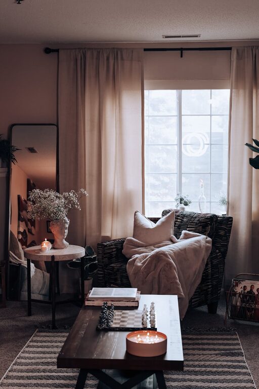 Tips for Creating a Cozy and Inviting Living Room Space
